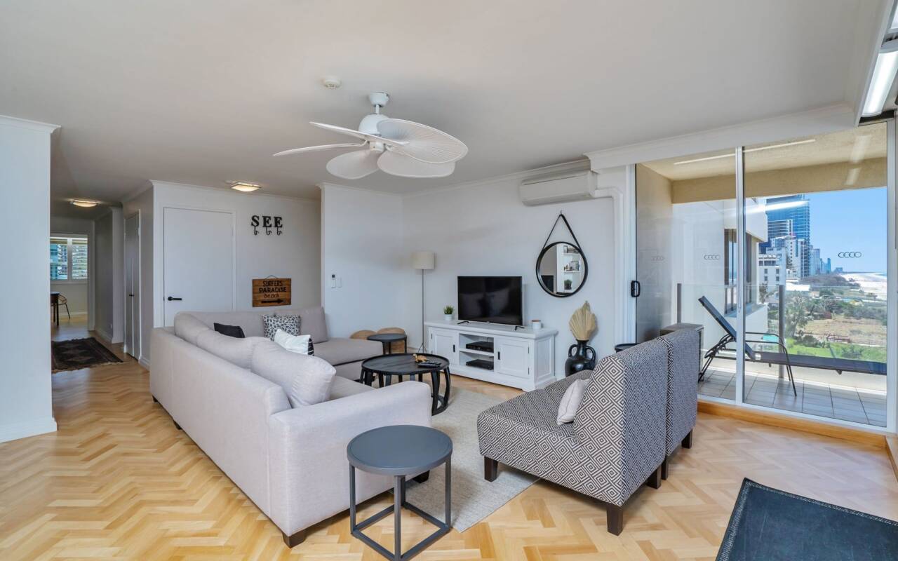 11/3 Garfield Terrace, Surfers Paradise, QLD 4217 AU