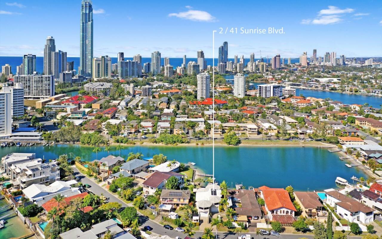 Villa 2/41 Sunrise Boulevard, Surfers Paradise, QLD 4217 AU