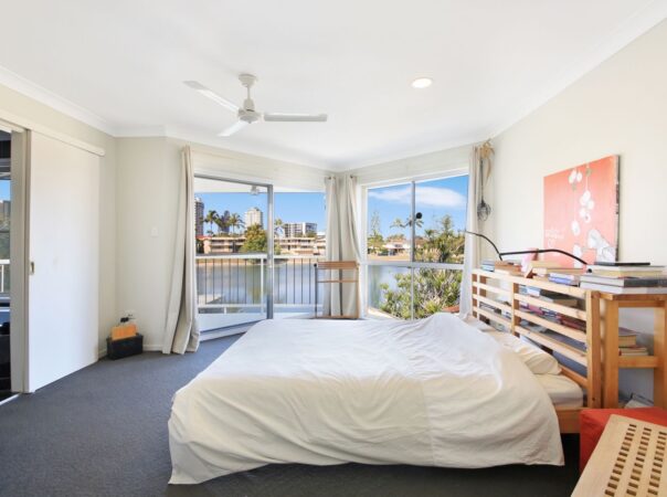 Villa 2/41 Sunrise Boulevard, Surfers Paradise, QLD 4217 AU
