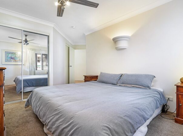 12/26 Old Burleigh Road, Surfers Paradise, QLD 4217 AU
