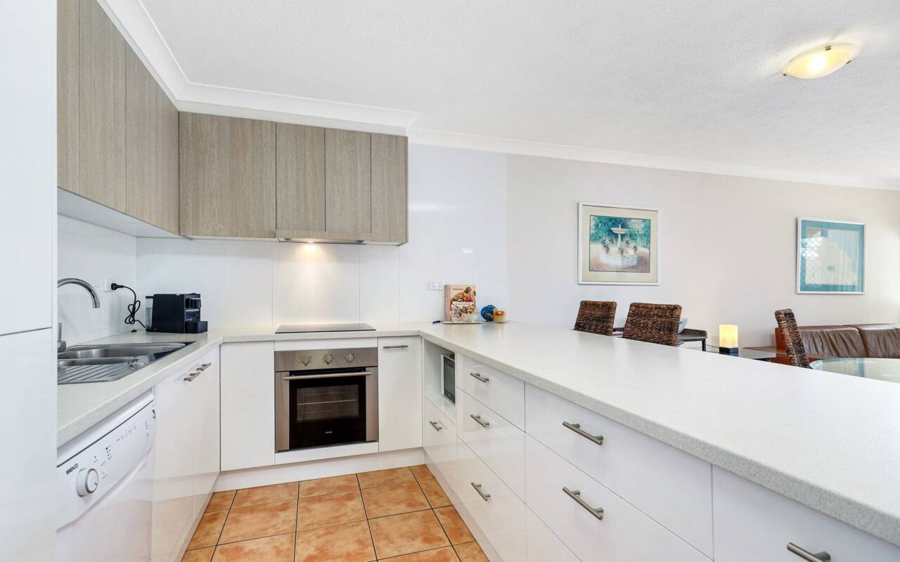 12/26 Old Burleigh Road, Surfers Paradise, QLD 4217 AU