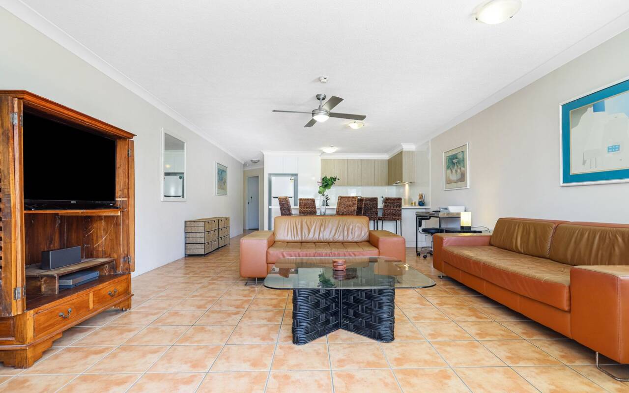 12/26 Old Burleigh Road, Surfers Paradise, QLD 4217 AU