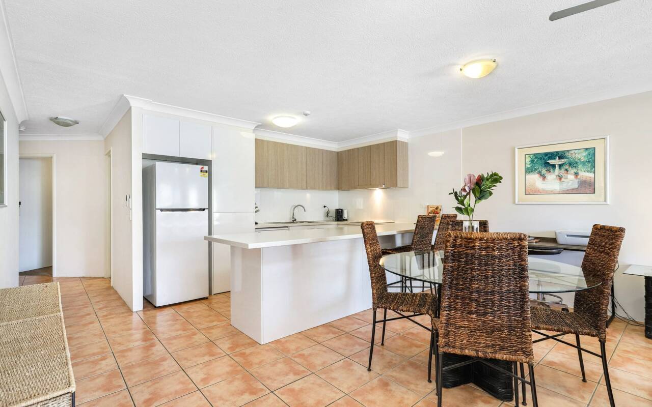 12/26 Old Burleigh Road, Surfers Paradise, QLD 4217 AU