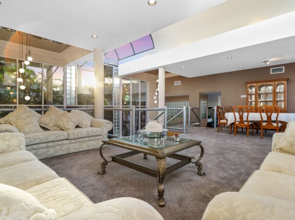31 Norseman Court, Paradise Waters, Qld 4217 AU