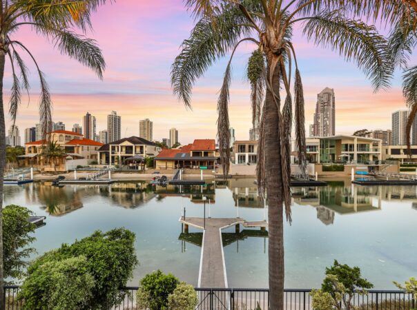 31 Norseman Court, Paradise Waters, Qld 4217 AU
