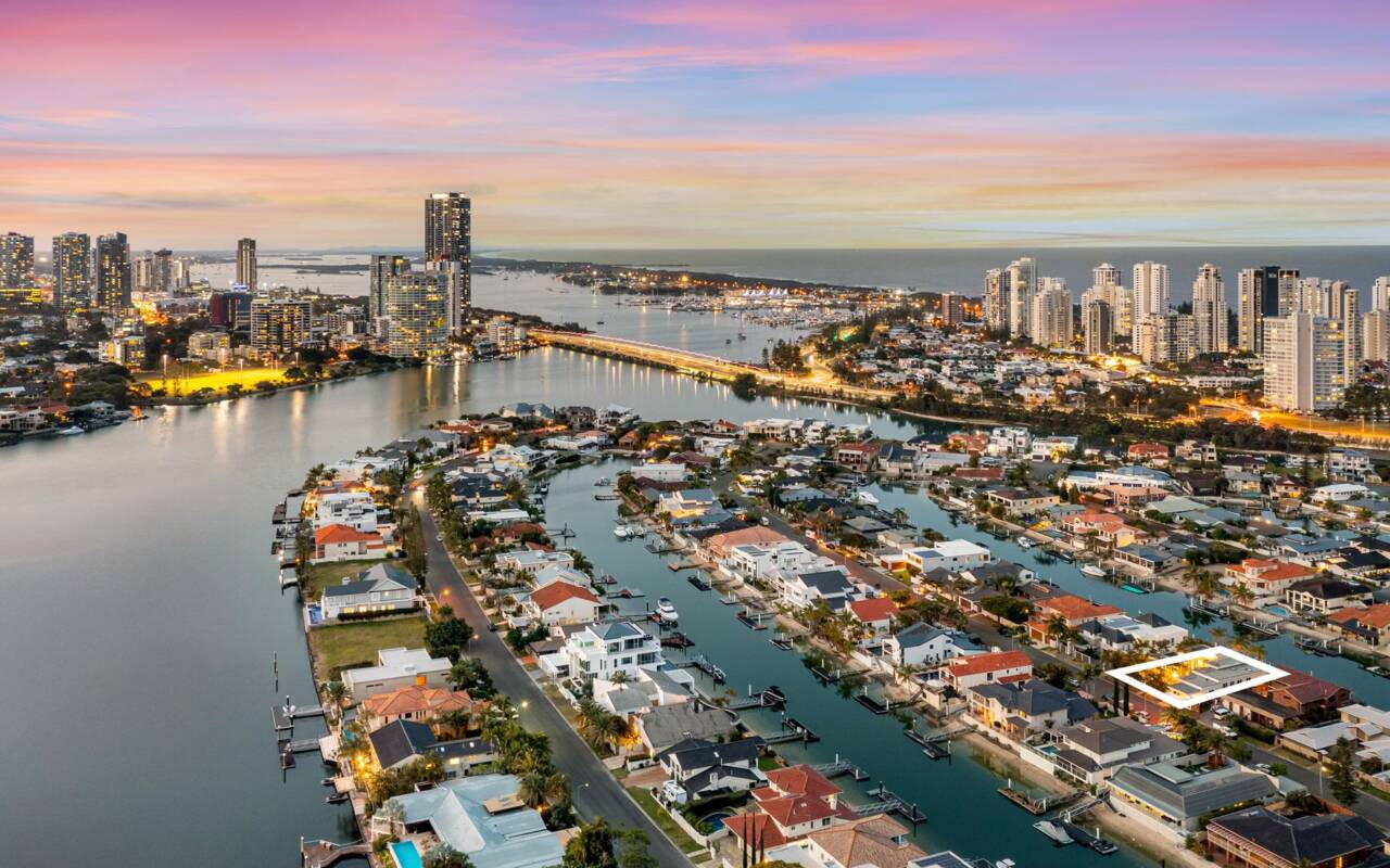 31 Norseman Court, Paradise Waters, Qld 4217 AU
