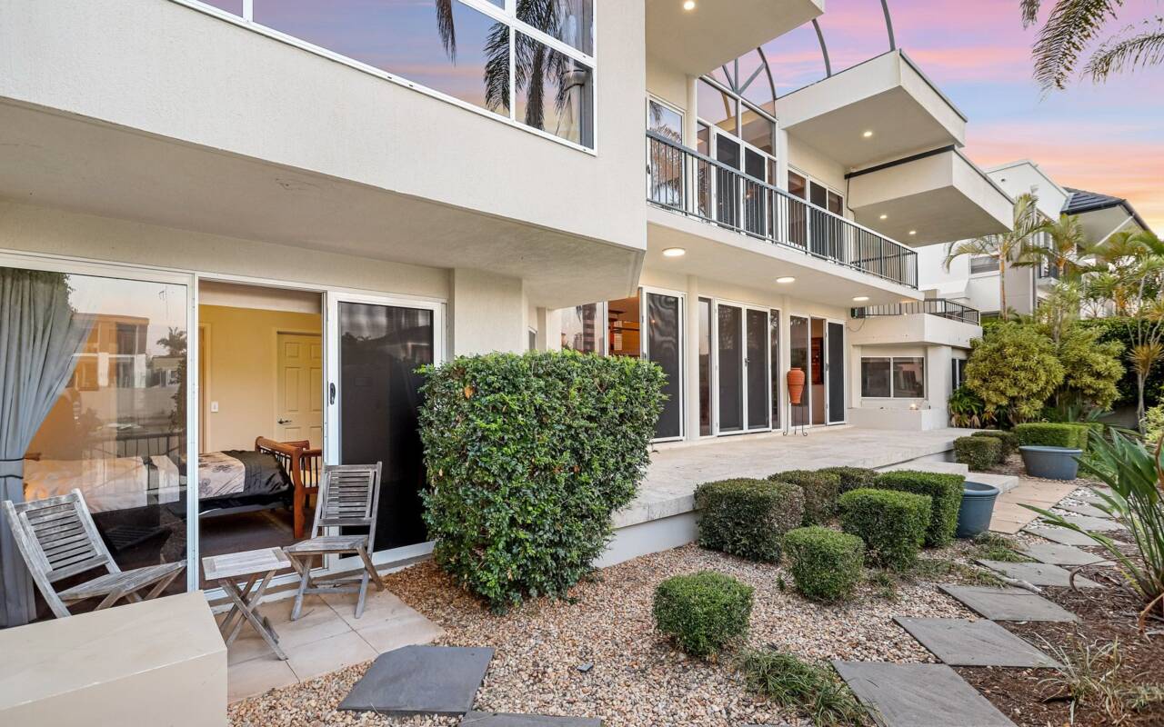 31 Norseman Court, Paradise Waters, Qld 4217 AU
