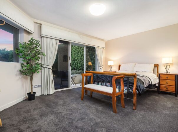 31 Norseman Court, Paradise Waters, Qld 4217 AU