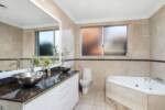 31 Norseman Court, Paradise Waters, Qld 4217 AU