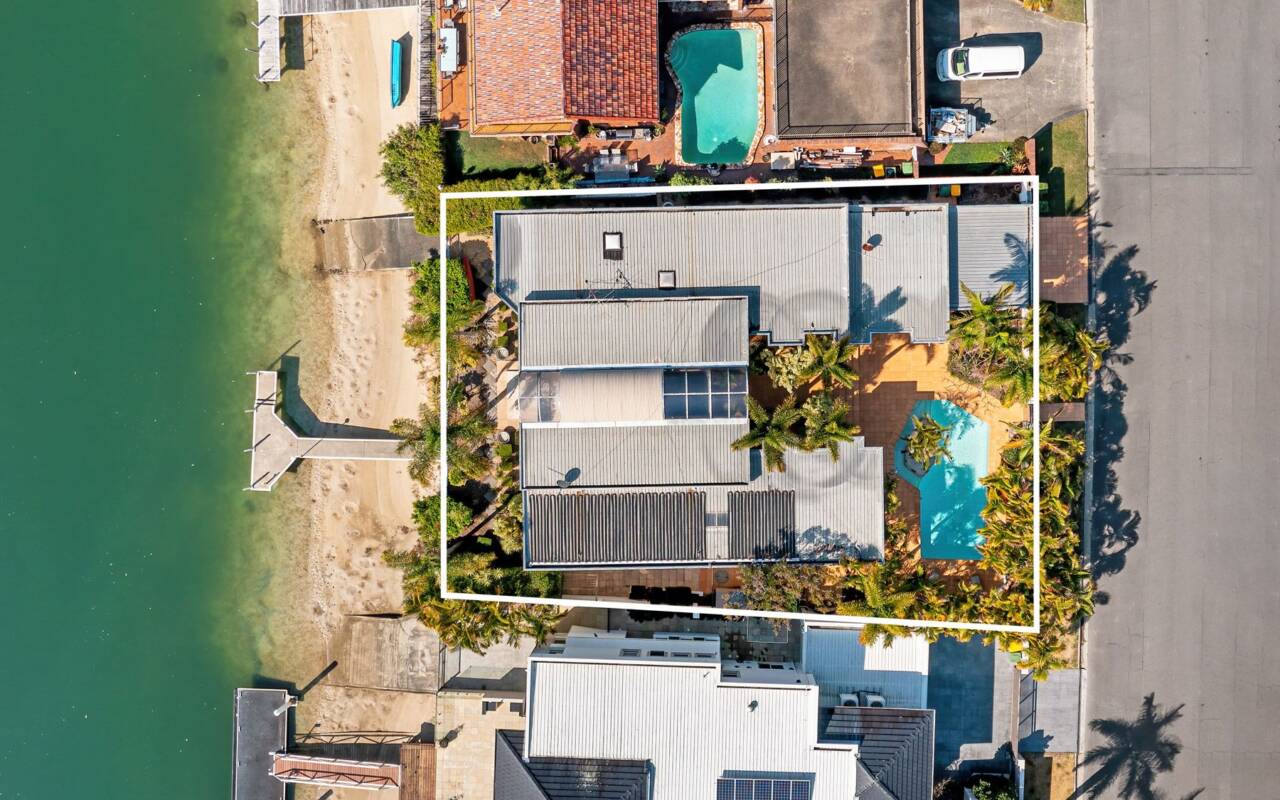 31 Norseman Court, Paradise Waters, Qld 4217 AU