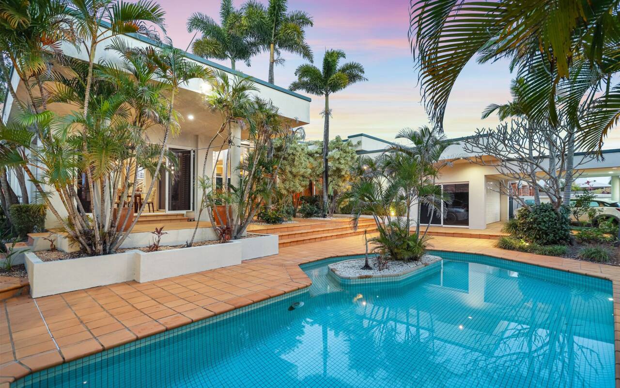 31 Norseman Court, Paradise Waters, Qld 4217 AU