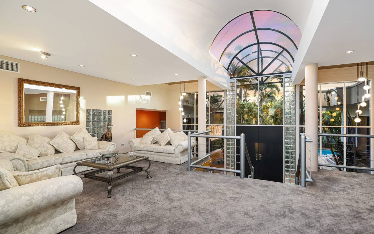 31 Norseman Court, Paradise Waters, Qld 4217 AU