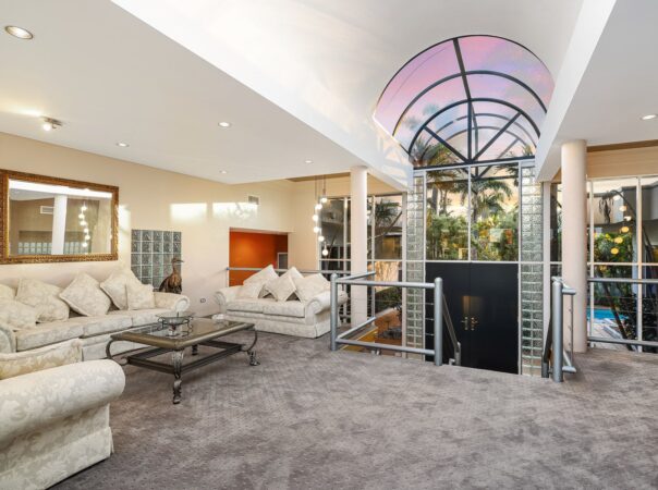 31 Norseman Court, Paradise Waters, Qld 4217 AU