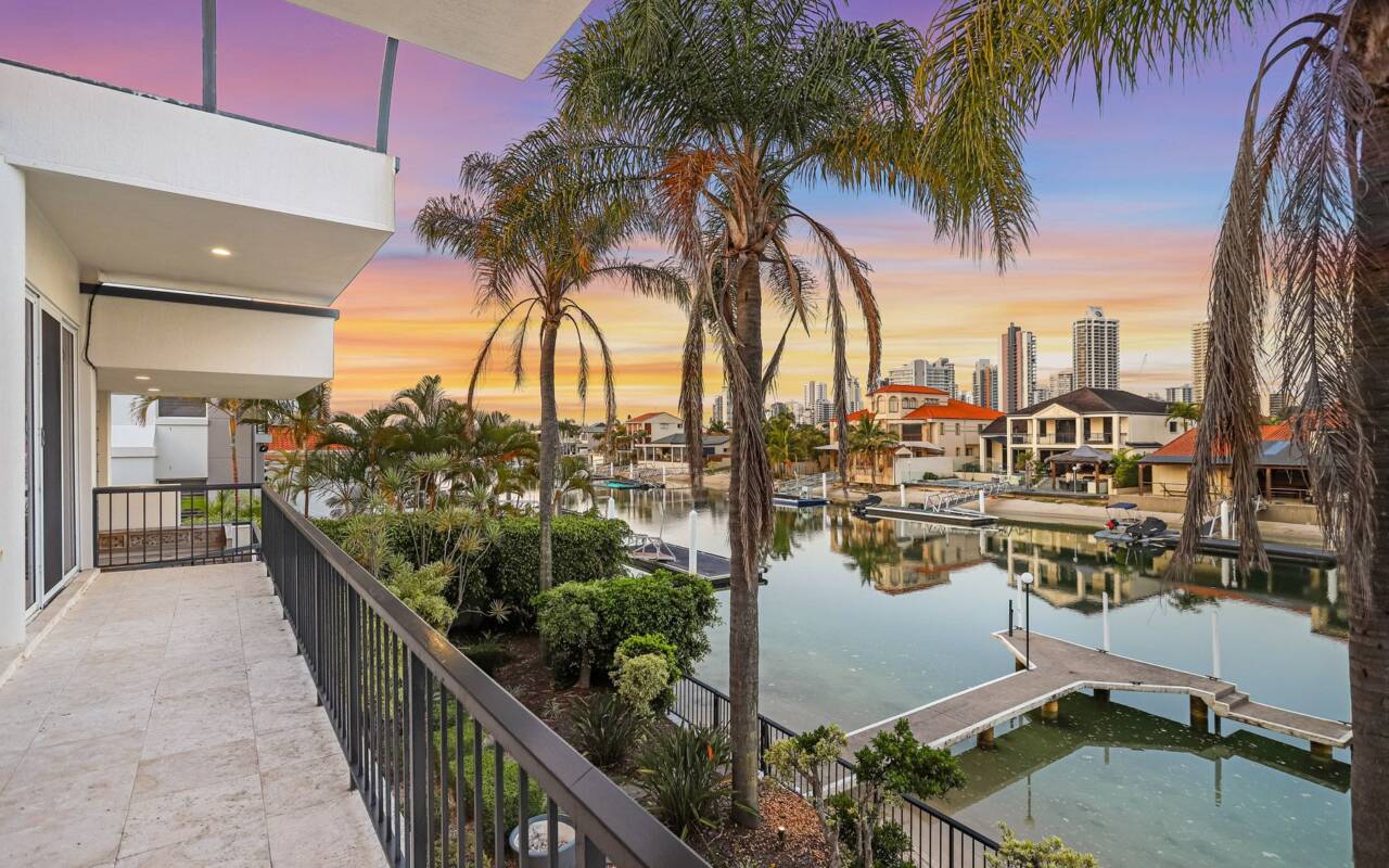 31 Norseman Court, Paradise Waters, Qld 4217 AU