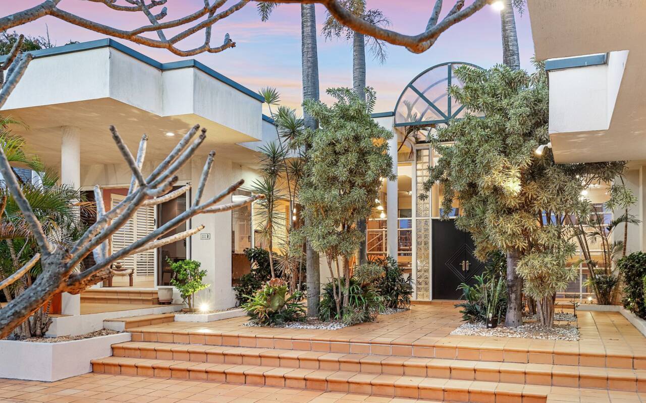 31 Norseman Court, Paradise Waters, Qld 4217 AU