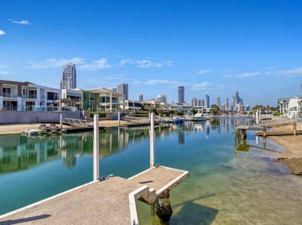31 Norseman Court, Paradise Waters, Qld 4217 AU