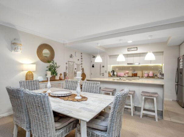 14/53 Darrambal Street, Surfers Paradise, QLD 4217 AU