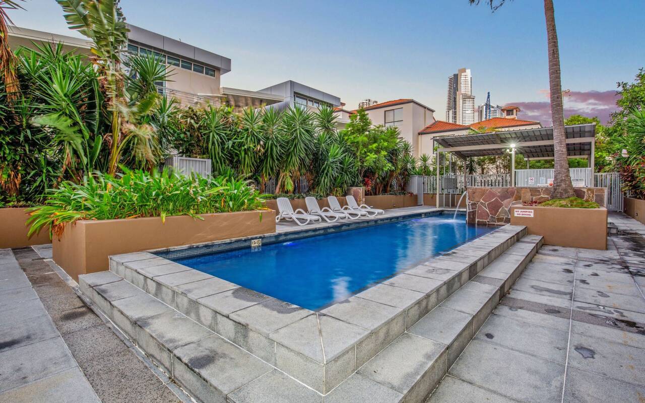 14/53 Darrambal Street, Surfers Paradise, QLD 4217 AU