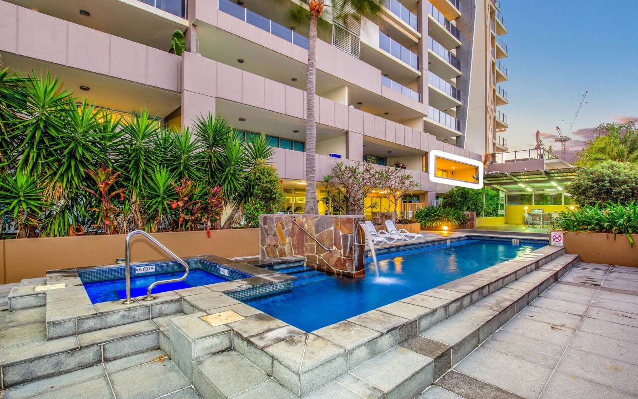 14/53 Darrambal Street, Surfers Paradise, QLD 4217 AU