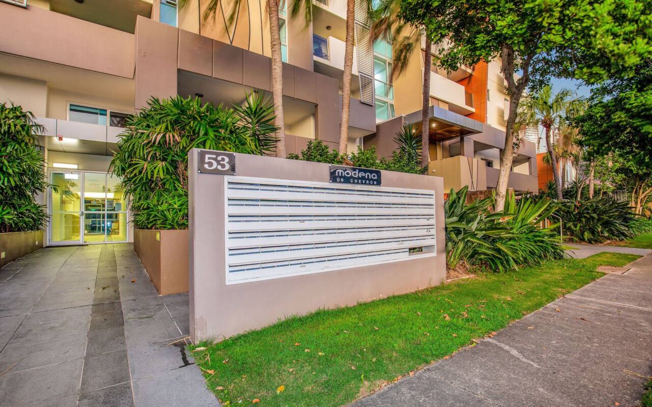 14/53 Darrambal Street, Surfers Paradise, QLD 4217 AU