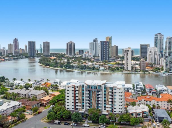 14/53 Darrambal Street, Surfers Paradise, QLD 4217 AU