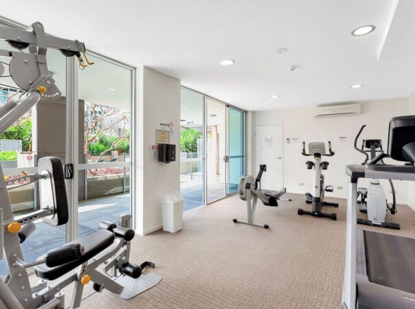14/53 Darrambal Street, Surfers Paradise, QLD 4217 AU