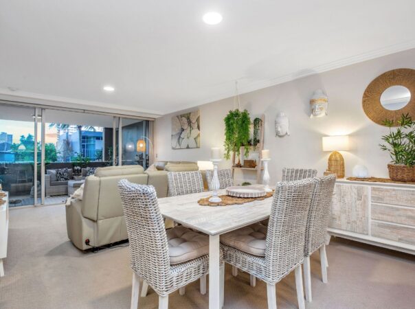 14/53 Darrambal Street, Surfers Paradise, QLD 4217 AU