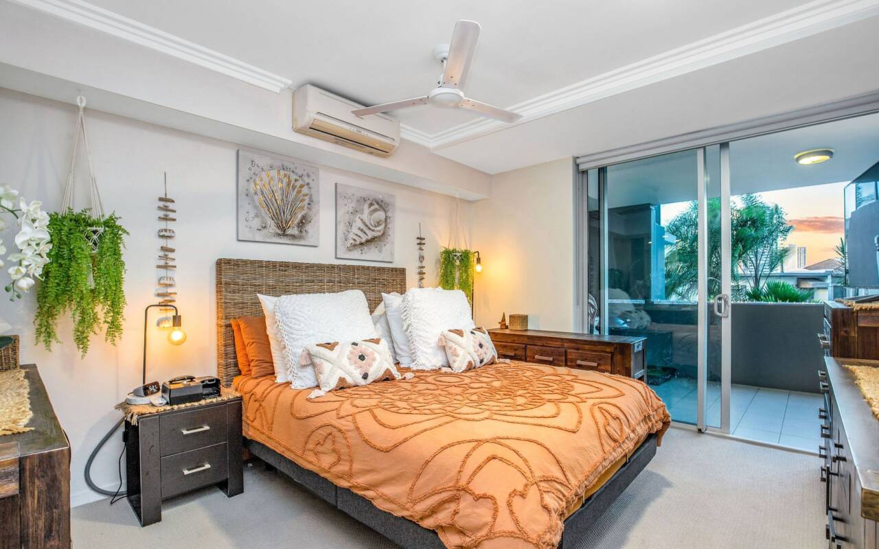 14/53 Darrambal Street, Surfers Paradise, QLD 4217 AU