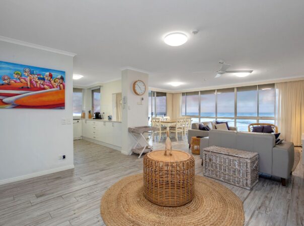 2/3 Garfield Terrace, Surfers Paradise, QLD 4217 AU
