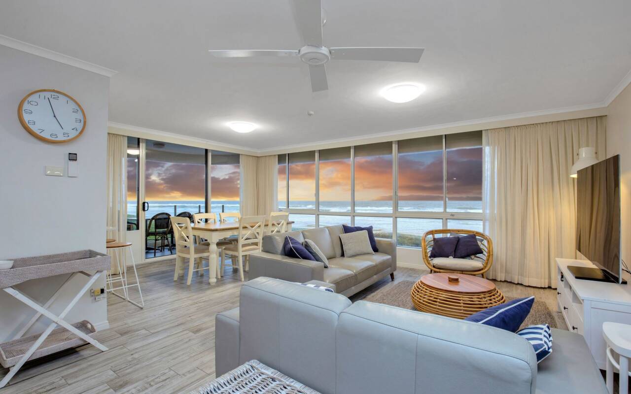 2/3 Garfield Terrace, Surfers Paradise, QLD 4217 AU