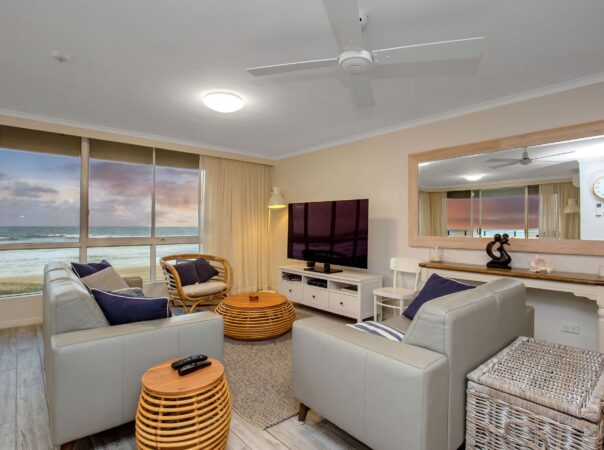 2/3 Garfield Terrace, Surfers Paradise, QLD 4217 AU