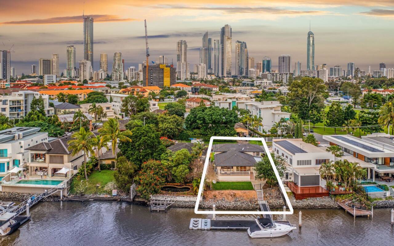 175 Stanhill Drive, Surfers Paradise, QLD 4217 AU