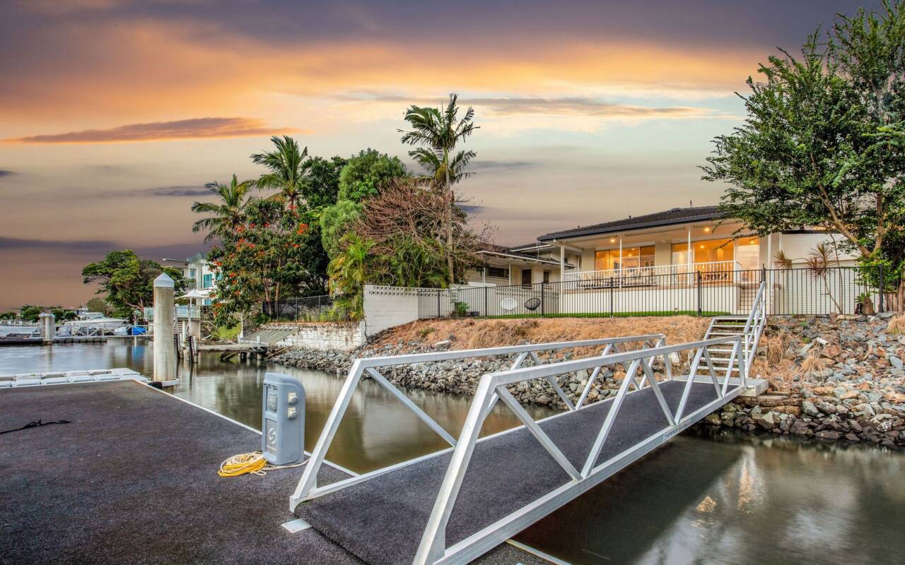 175 Stanhill Drive, Surfers Paradise, QLD 4217 AU