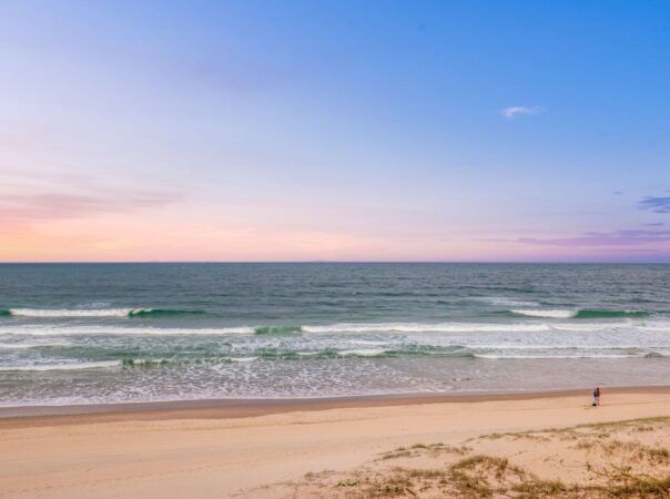 9/26 Old Burleigh Road, Surfers Paradise, QLD 4217 AU