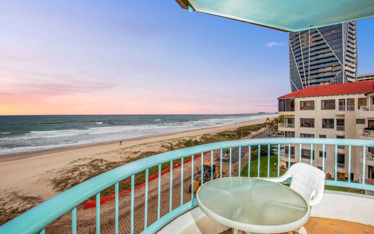 9/26 Old Burleigh Road, Surfers Paradise, QLD 4217 AU