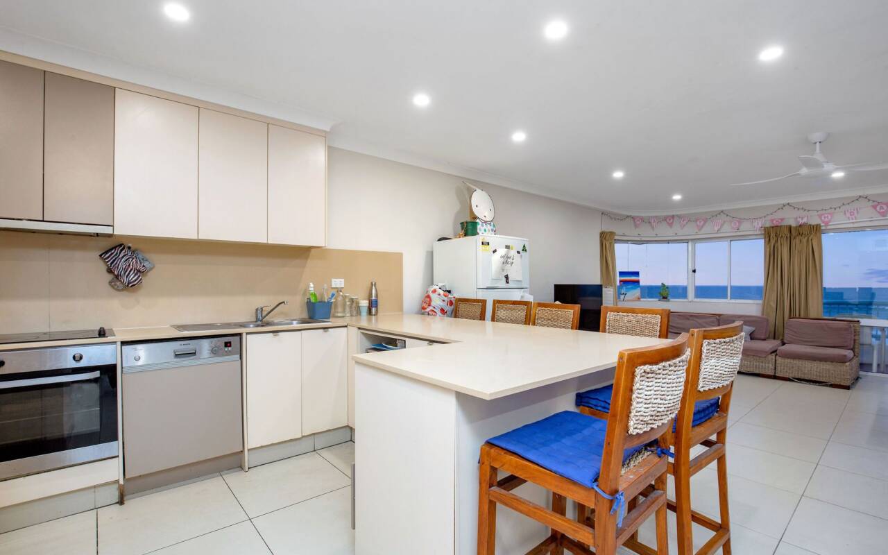 9/26 Old Burleigh Road, Surfers Paradise, QLD 4217 AU