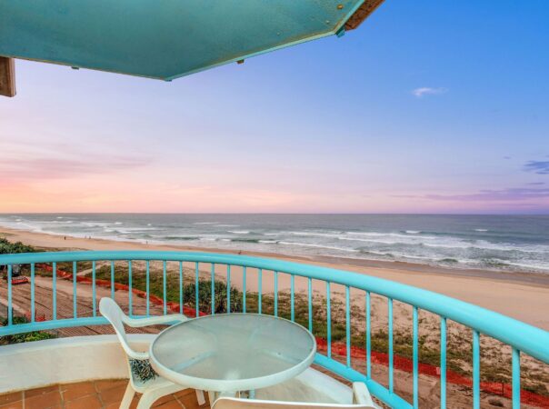 9/26 Old Burleigh Road, Surfers Paradise, QLD 4217 AU