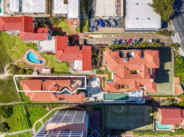 9/26 Old Burleigh Road, Surfers Paradise, QLD 4217 AU