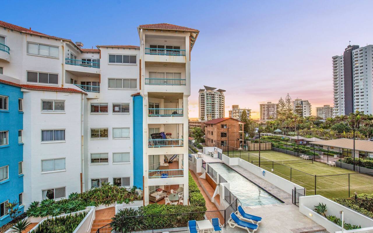 9/26 Old Burleigh Road, Surfers Paradise, QLD 4217 AU