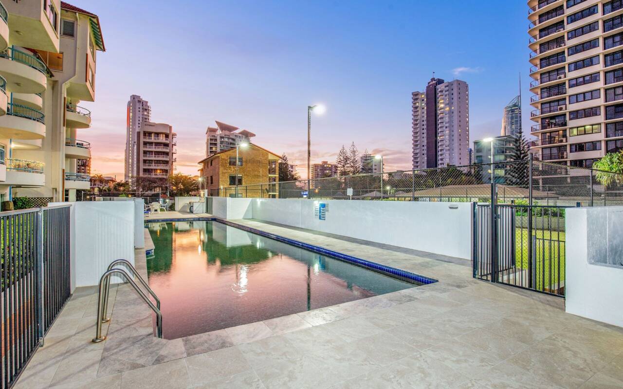 9/26 Old Burleigh Road, Surfers Paradise, QLD 4217 AU