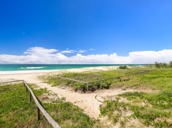 9/26 Old Burleigh Road, Surfers Paradise, QLD 4217 AU