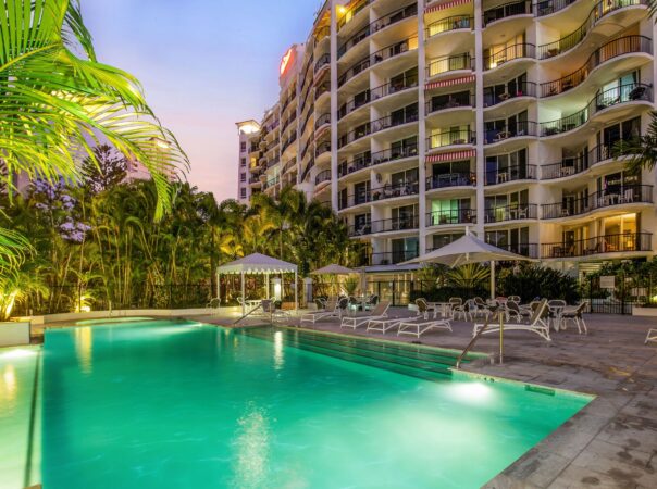 702/9 - 21 Beach Parade, Surfers Paradise, QLD 4217 AU