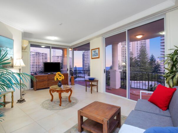 702/9 - 21 Beach Parade, Surfers Paradise, QLD 4217 AU
