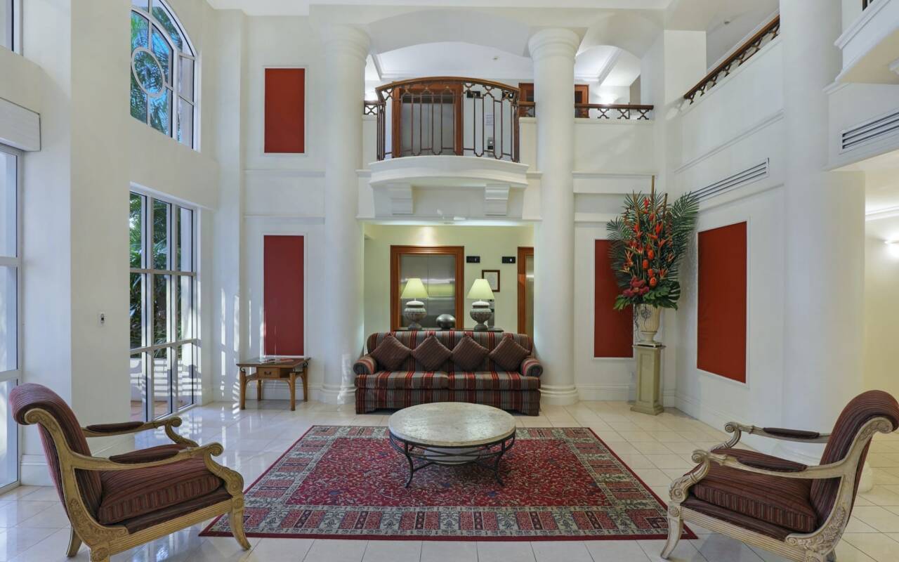 702/9 - 21 Beach Parade, Surfers Paradise, QLD 4217 AU