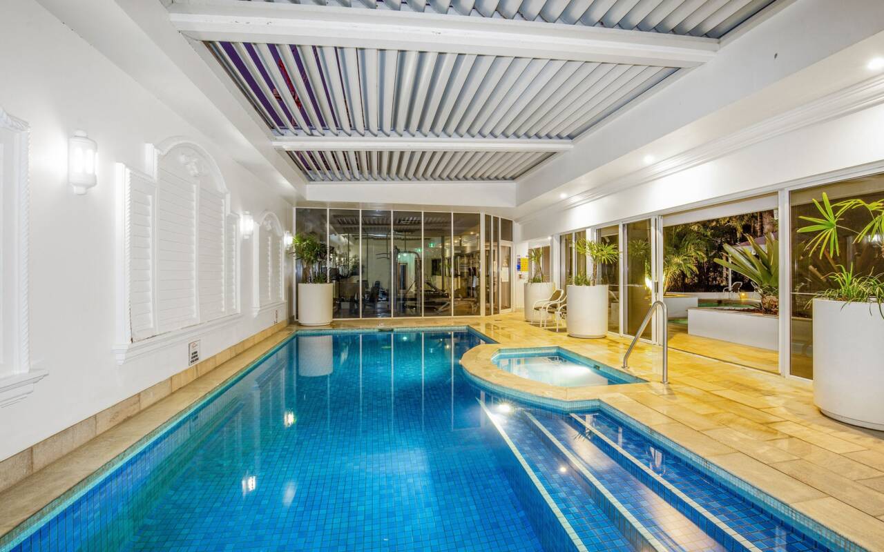 702/9 - 21 Beach Parade, Surfers Paradise, QLD 4217 AU