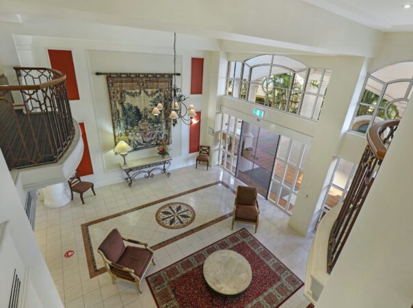 702/9 - 21 Beach Parade, Surfers Paradise, QLD 4217 AU