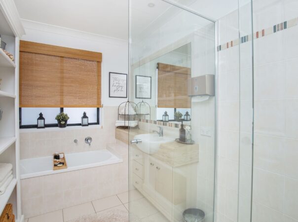 1/12 Rhiannon Drive, Ashmore, Qld 4214 AU