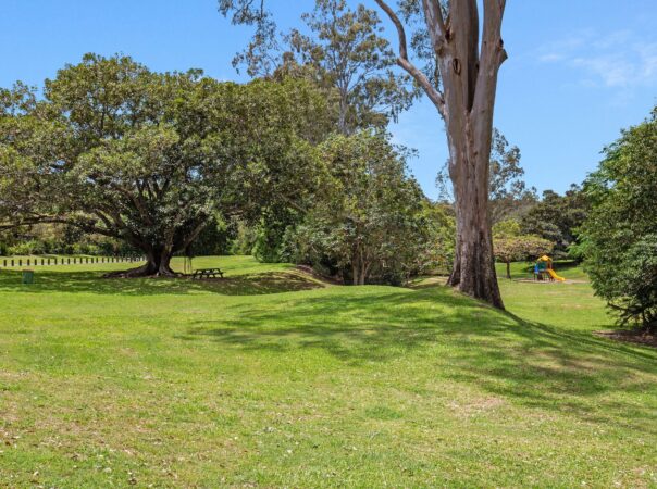 1/12 Rhiannon Drive, Ashmore, Qld 4214 AU