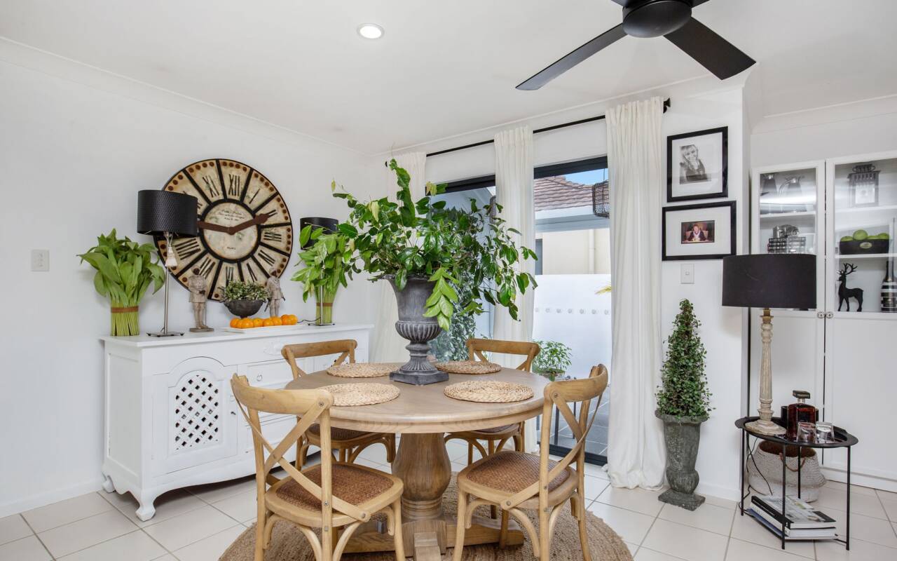 1/12 Rhiannon Drive, Ashmore, Qld 4214 AU