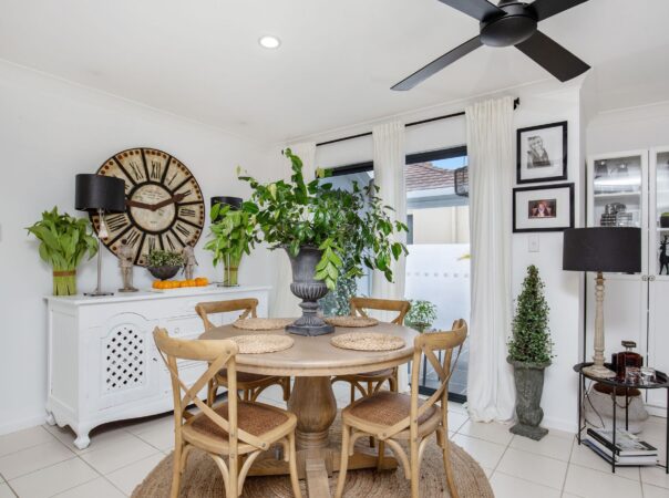 1/12 Rhiannon Drive, Ashmore, Qld 4214 AU